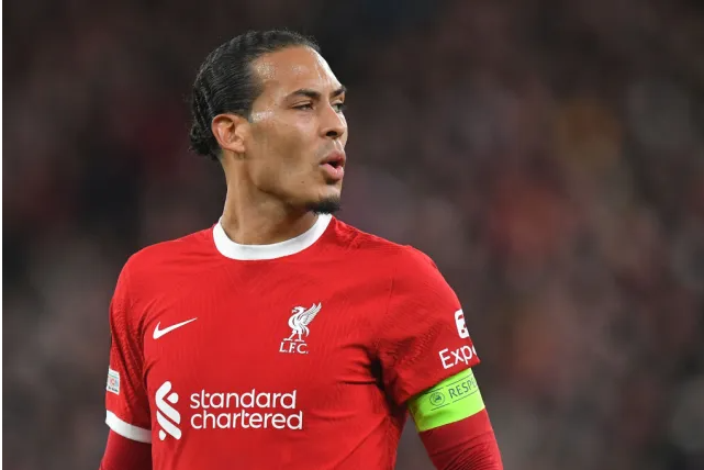 Virgil van Dijk noi ve Arne Slot