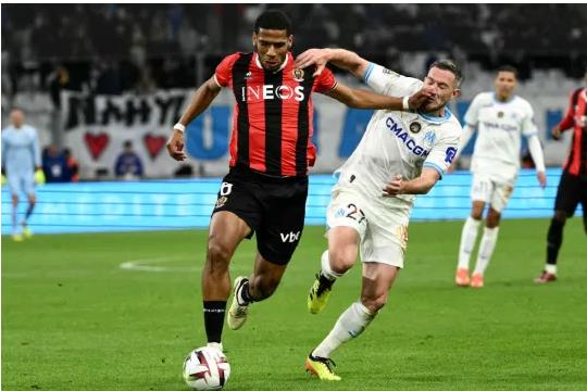 West Ham co them Jean-Clair Todibo tu Nice