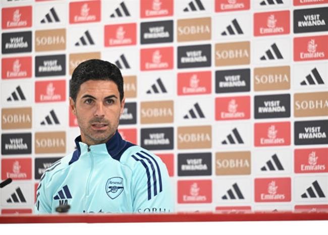 Mikel Arteta het loi khen ngoi Unai Emery